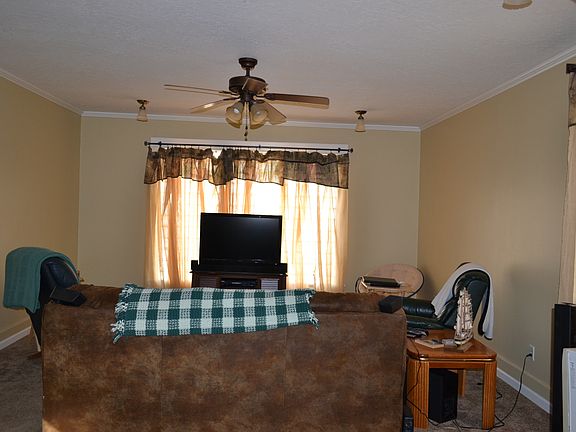 3rd image of 510 W Virginia Ave