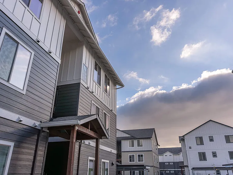 Woodburn Place Apartment Homes — Photo 5