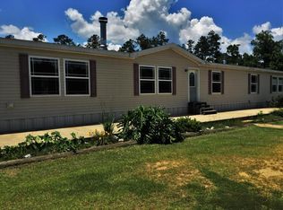 74 Old Dairy Rd, Richton, MS 39476