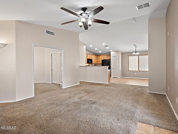5th image of 5989 E Chaucers Dr