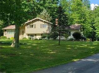 12610 Alpha Rd, Hiram, OH 44234