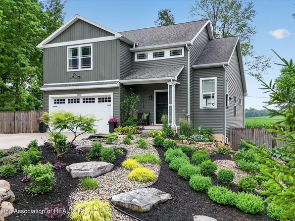 1695 W Solon Rd, Dewitt, MI 48820