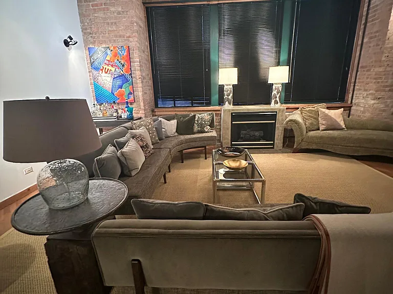 732 S Financial Pl — Photo 3