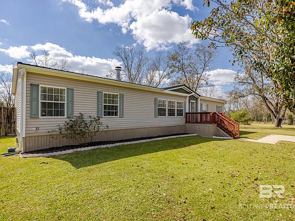 4th image of 15687 Pecan View Dr