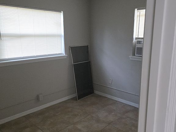 5th image of 1208 Perkins Rd