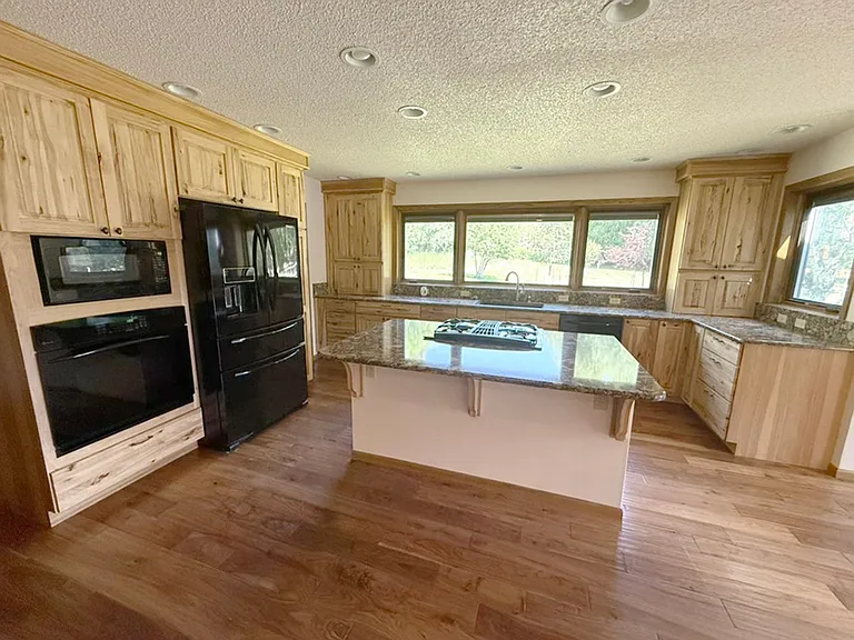 4432 Annette Park Dr — Photo 3