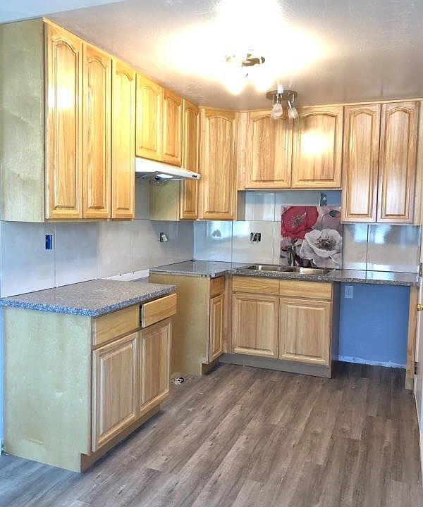 1st image of 3491 Payne Ave