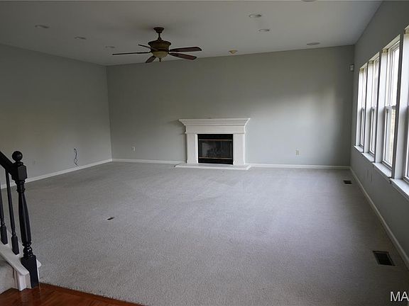 4th image of 1420 Fenway Dr