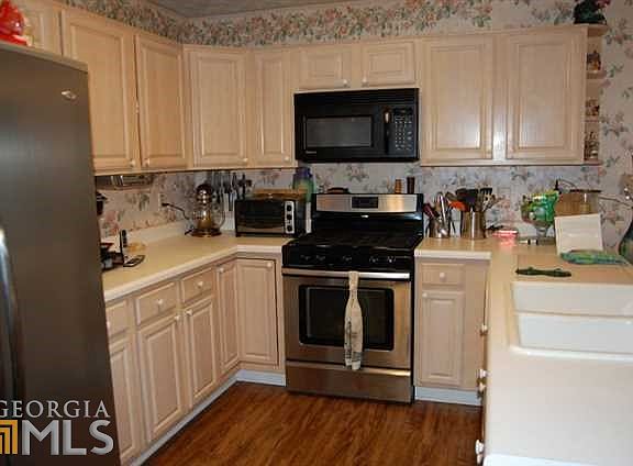 4th image of 415 Paris Dr