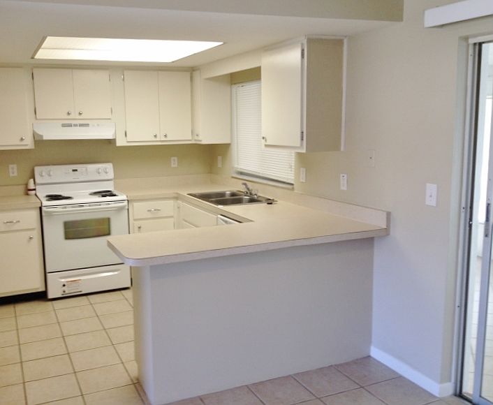 2nd image of 1463 Sandy Ln