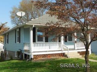 3716 Berkeley Ave, Alton, IL 62002