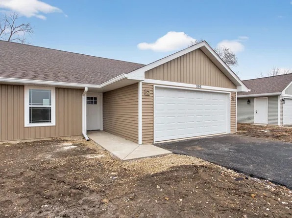 305 W South St, Durand, IL 61024