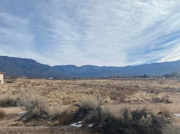 Holbrook St NE, Albuquerque, NM 87122