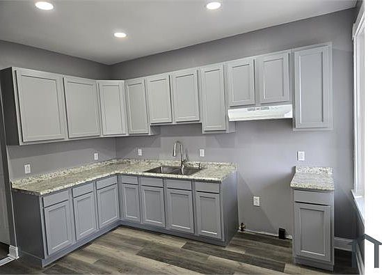 5th image of 257 Travella Blvd