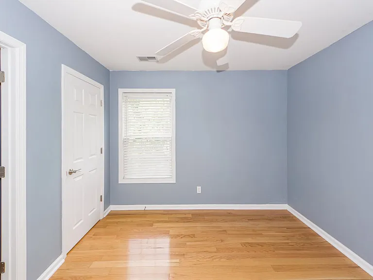 112 Tanglewood Cir — Photo 30