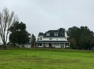 1819 Chapman Ln, Petaluma, CA 94952