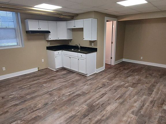 4th image of 2166 Grand Ave #D