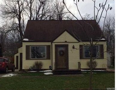 817 Saint Lawrence Ave, Buffalo, NY, 14216