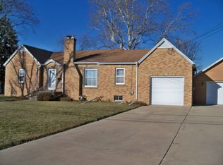 312 W Waupansie St, Dwight, IL 60420