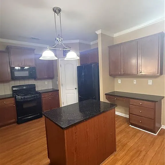 2256 Peach Shoals Cir — Photo 14