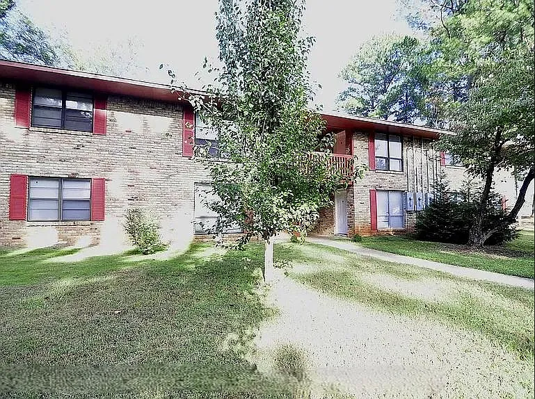 3502 Penny St SW - Unit B — Photo 3