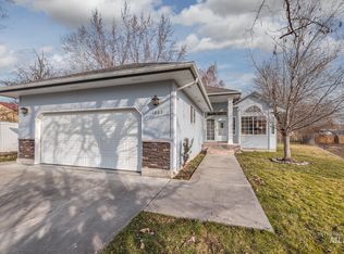 1063 NW 2nd Ave, Ontario, OR 97914