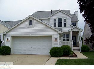 6869 Cotswald Dr, Grand Ledge, MI 48837