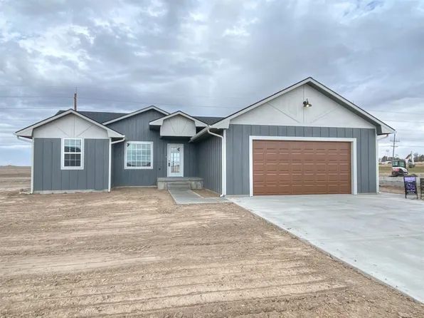 4115 Hawthorne Way, Garden City, KS 67846