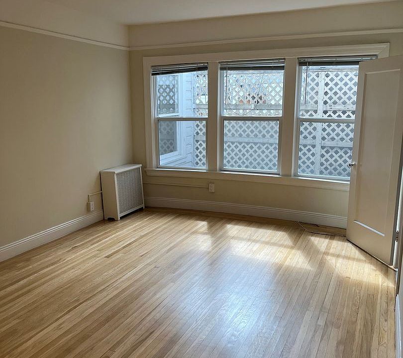 1st image of 2341 Chestnut St #104