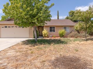 860 Jantail Ct, Redding, CA 96003
