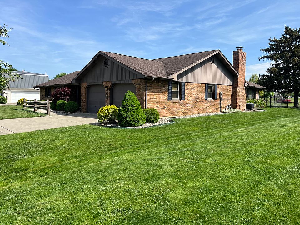 201 Chipaway Dr, Alexandria, IN 46001 Zillow