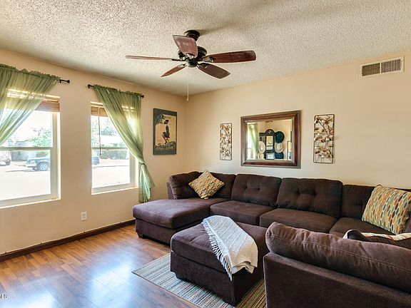 2nd image of 2534 E Glade Ave
