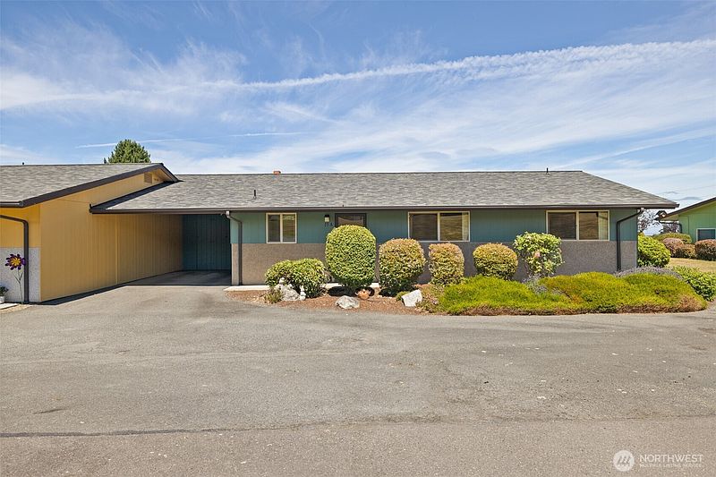 2nd image of 1301 S 3rd Avenue #15A