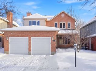 35 Weslock Way, Ottawa, ON K2K 2K3