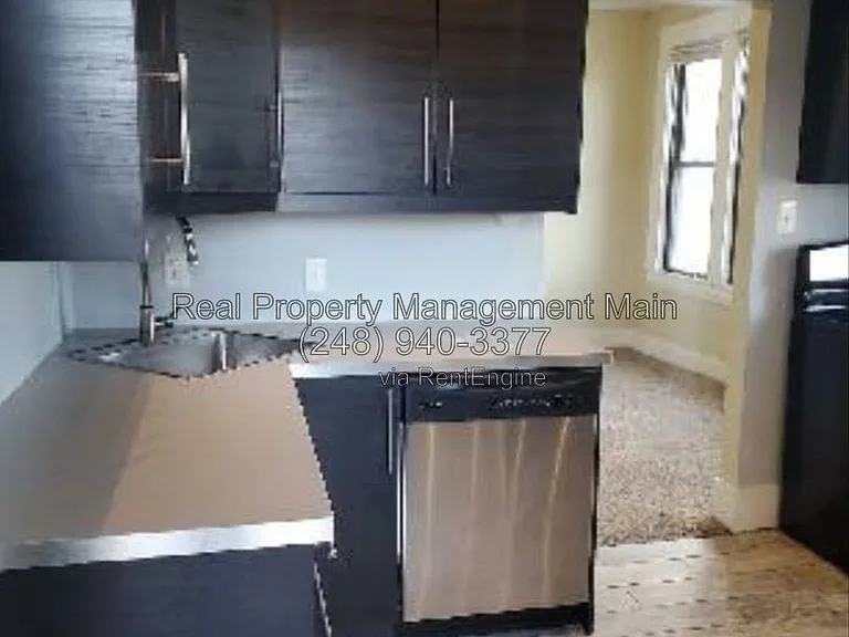 644 E Ferry St #2E — Photo 7