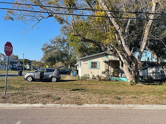 2nd image of 1831 32nd Ave N