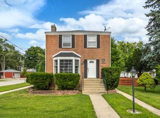 901 Manchester Ave, Westchester, IL 60154