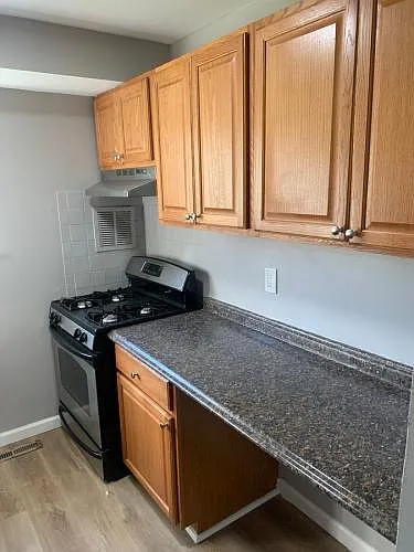 2505 Winchester St #D — Photo 3