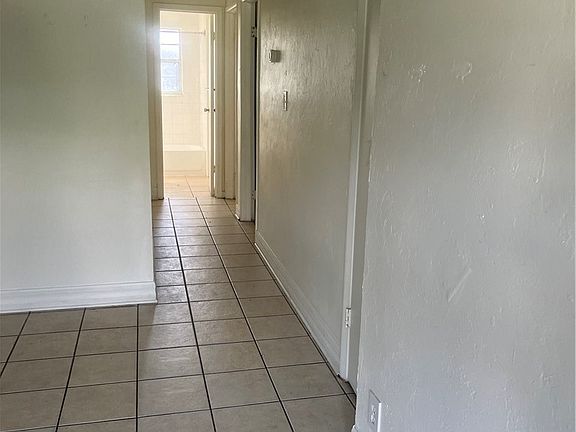 5th image of 345 3rd Ave
