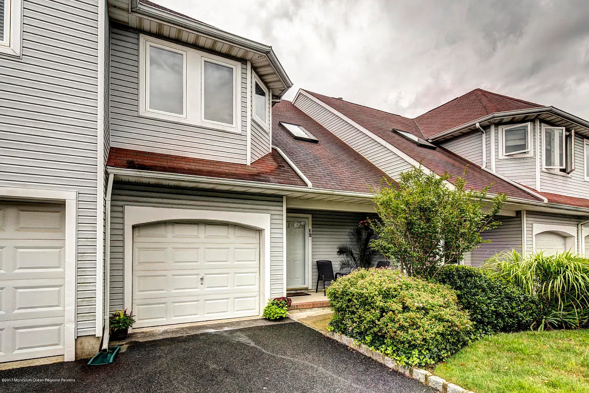 12 Bayview Ct photo 1