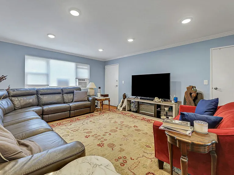 39-02 Dobrin Ct #A — Photo 1