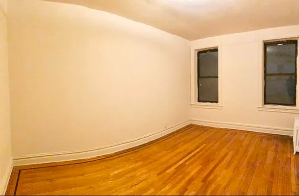 Rented by EastMount Realty LLC | media 9