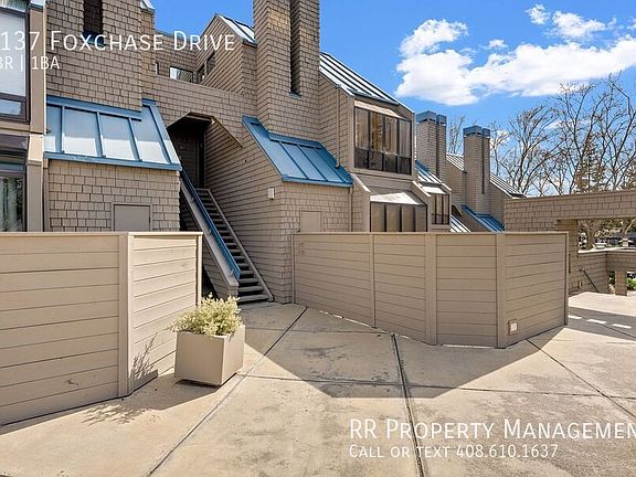 3rd image of 1137 Foxchase Dr