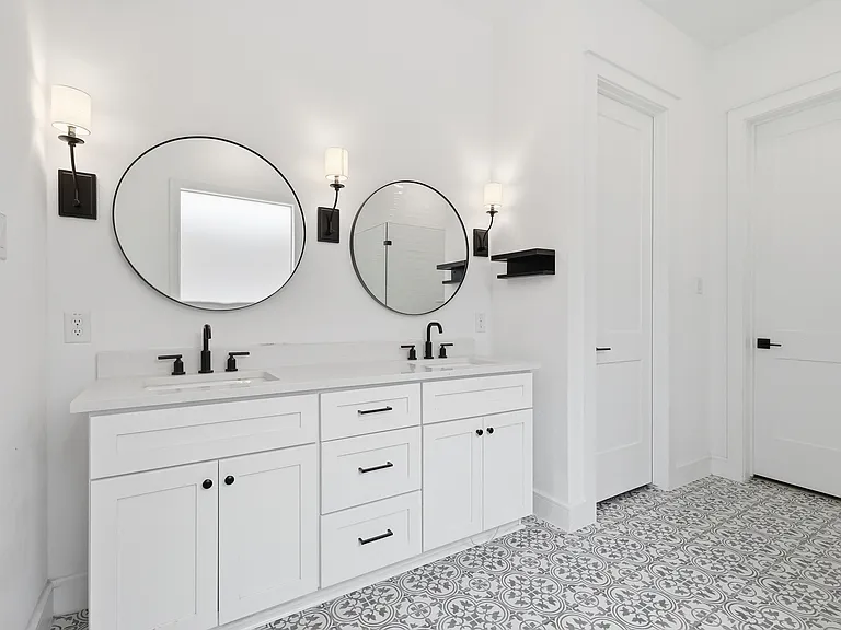 4728 Brockwell Dr — Photo 19