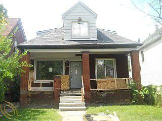 1st image of 6427 Iroquois St