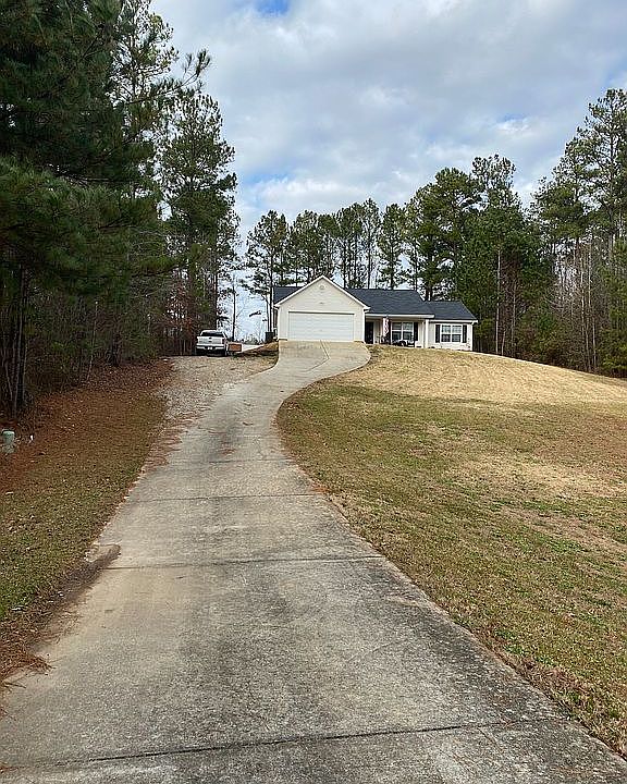 2nd image of 145 Glazier Farms Way
