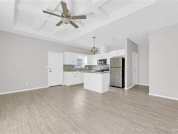 4th image of 5107 N Winona Dr #2
