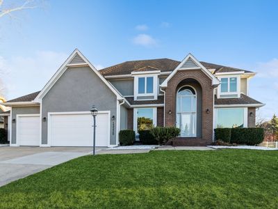 13320 Cedarwood Ave, Clive, IA, 50325