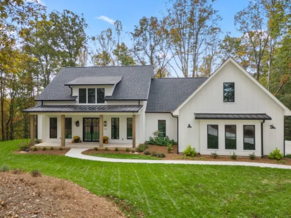 120 River Grove Way, Marietta, SC 29661