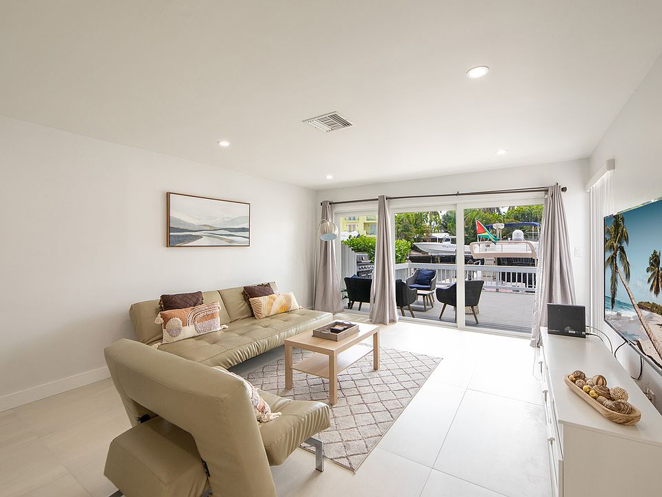 Living with views of the private terrace